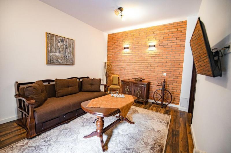Cazare Apartament Cu Cada